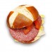 Laugenbrötchen mit Rindersalami, Butter, Gemüse